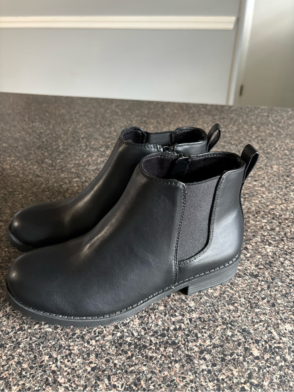 Sonoma Black Chelsea Ankle Boots Size 6 Wide NWOT